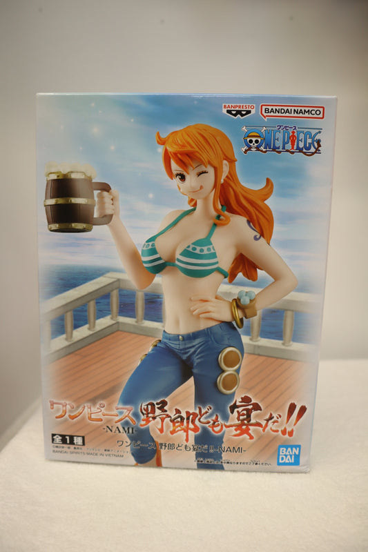 ONE PIECE NAMI FIGURE