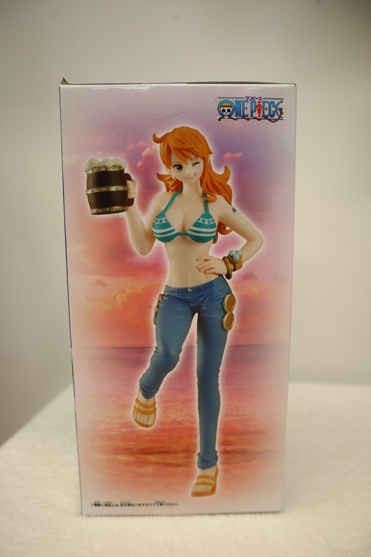 ONE PIECE NAMI FIGURE