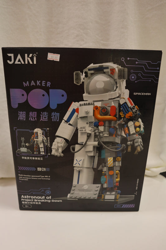 ASTRONAUT - BUILDING BLOCKS