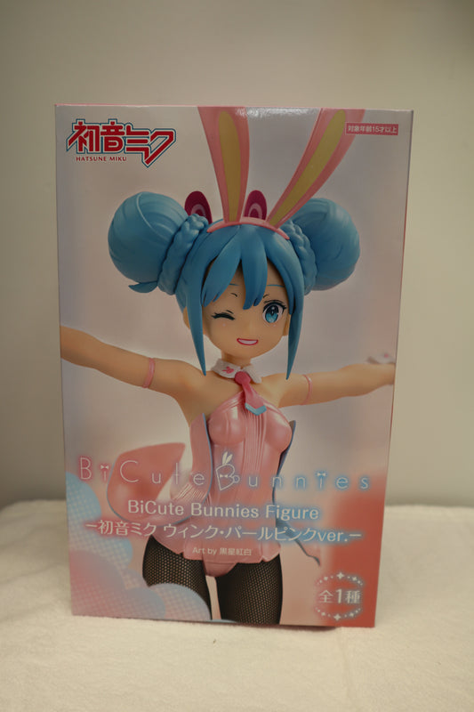 HATSUNE MIKU BICUTE BUNNIES FIGURE