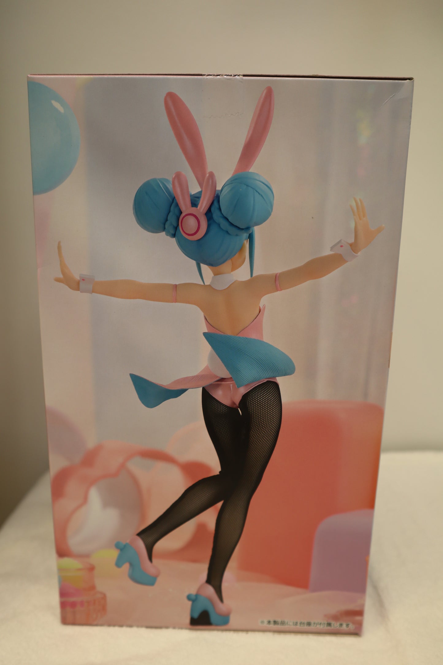 HATSUNE MIKU BICUTE BUNNIES FIGURE