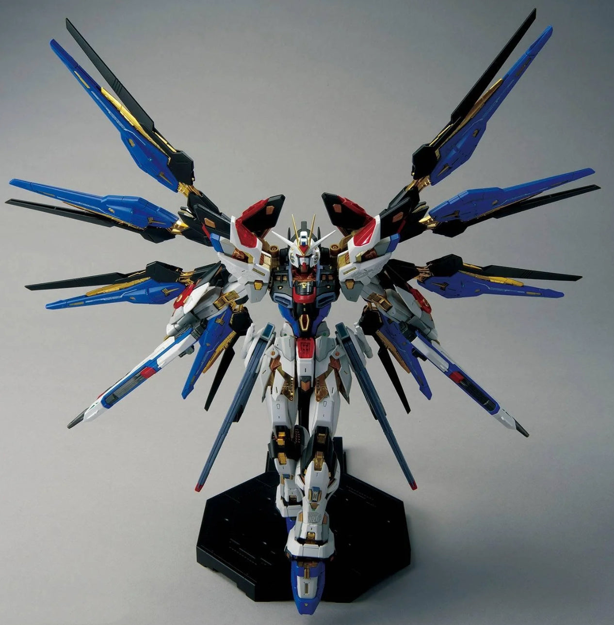Gundam Bandai Hobby MGEX 1/100 Strike Freedom